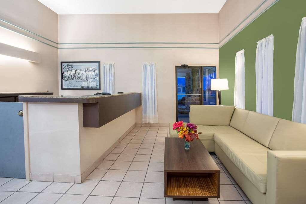 Super 8 By Wyndham Craig Hotel Interiør billede