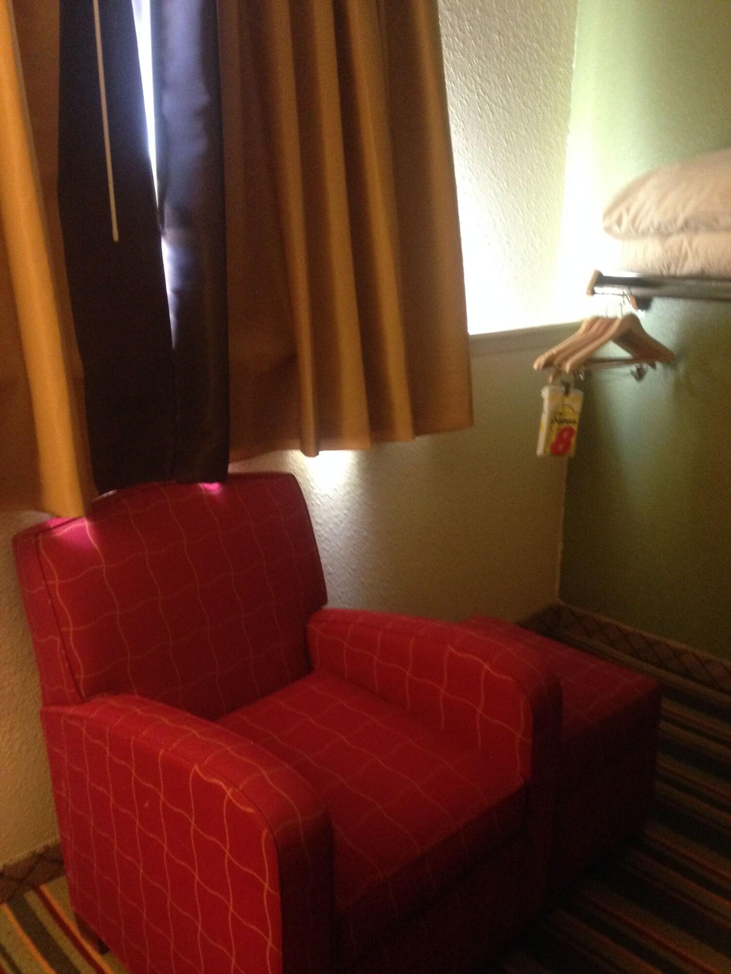 Super 8 By Wyndham Craig Hotel Eksteriør billede